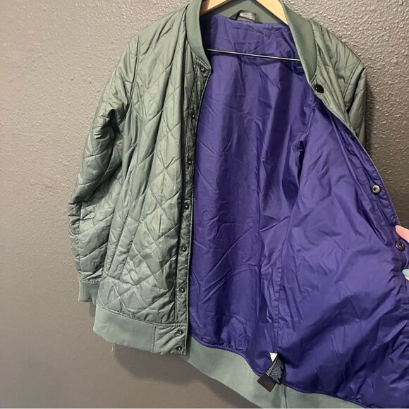 The North Face Women’s Snap Front Quilted Jacket Small Army Green - Picture 9 of 13